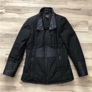 Danier Black Puffer Jacket with Quilted Accents